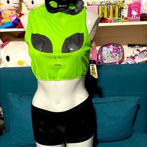 👽 alien outfit ❤️